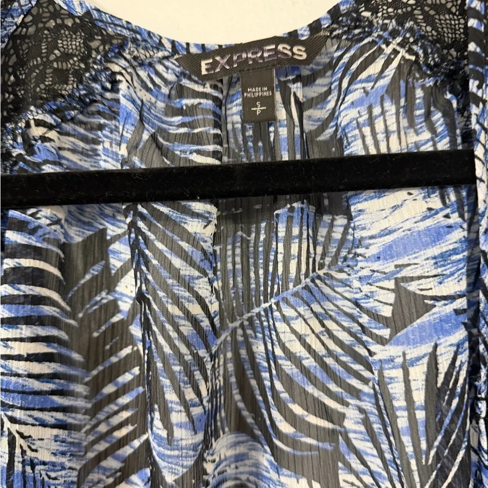Express Blue and Black Tropical Kimono